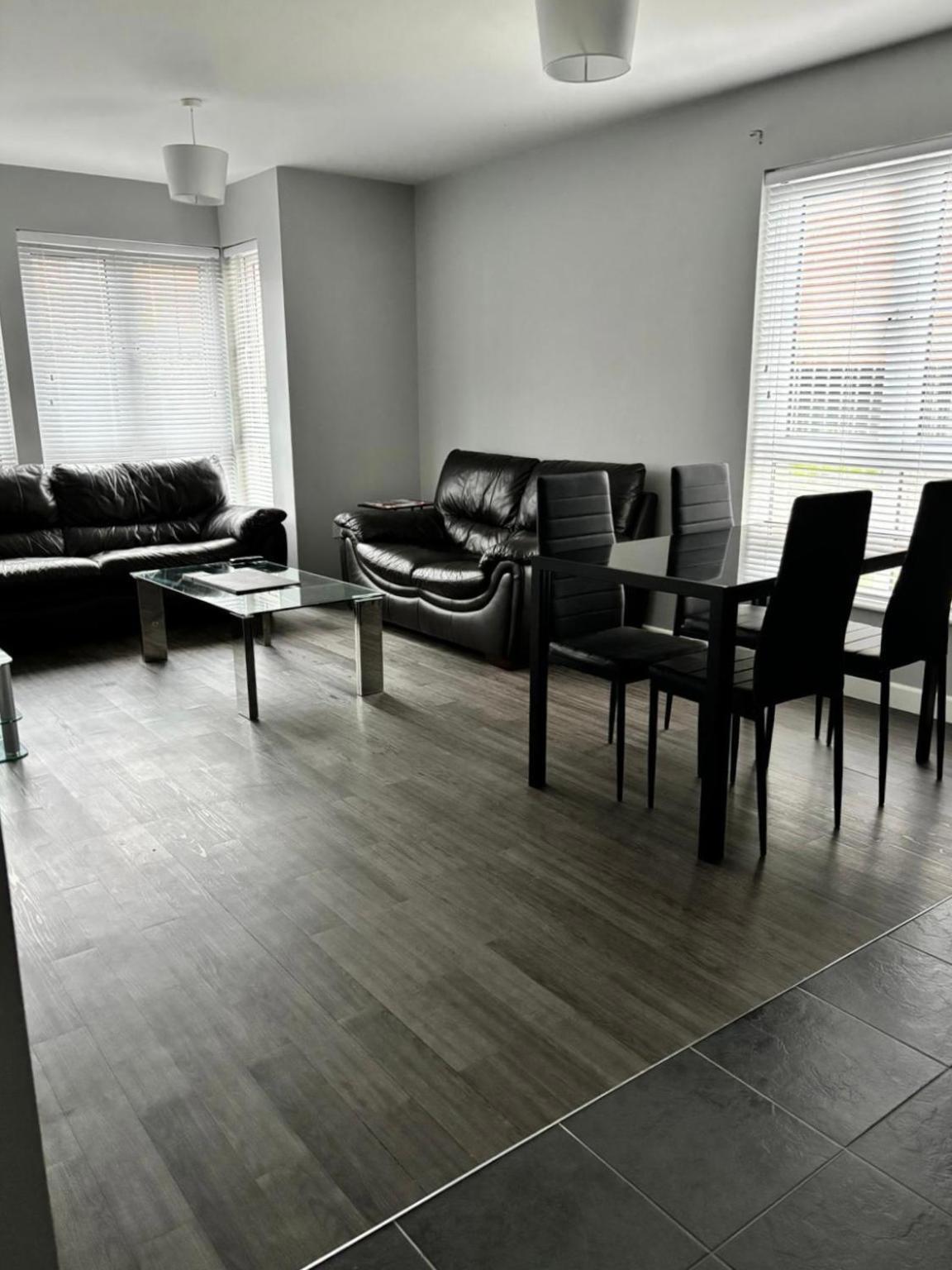 2 Bedroom Ground Floor Apartment Belfast Eksteriør bilde