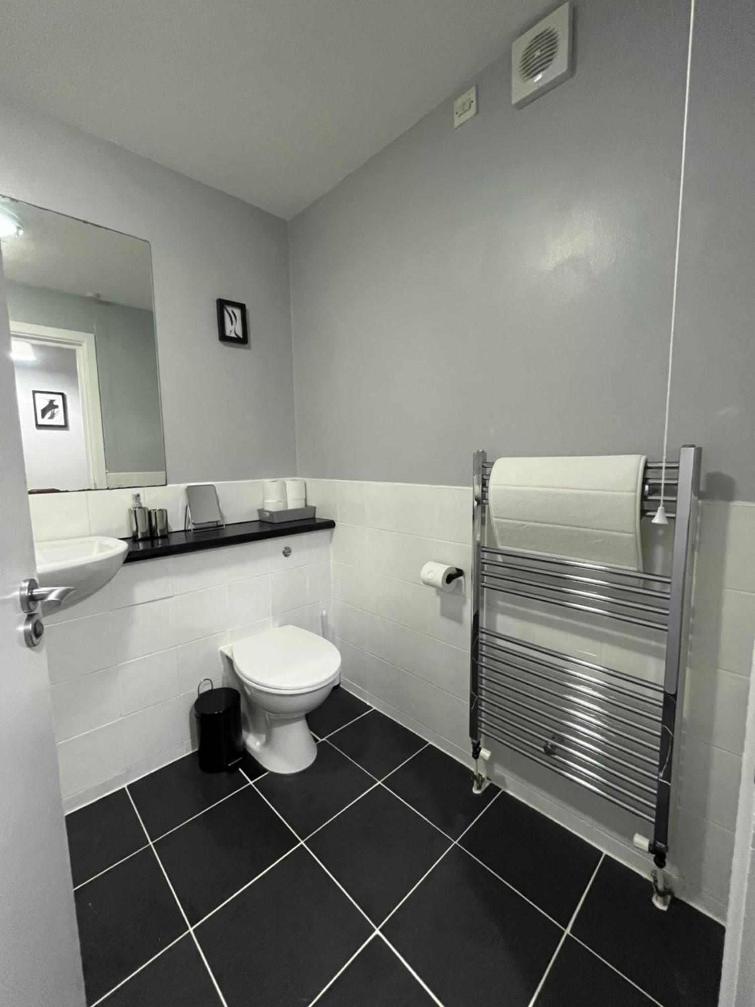 2 Bedroom Ground Floor Apartment Belfast Eksteriør bilde