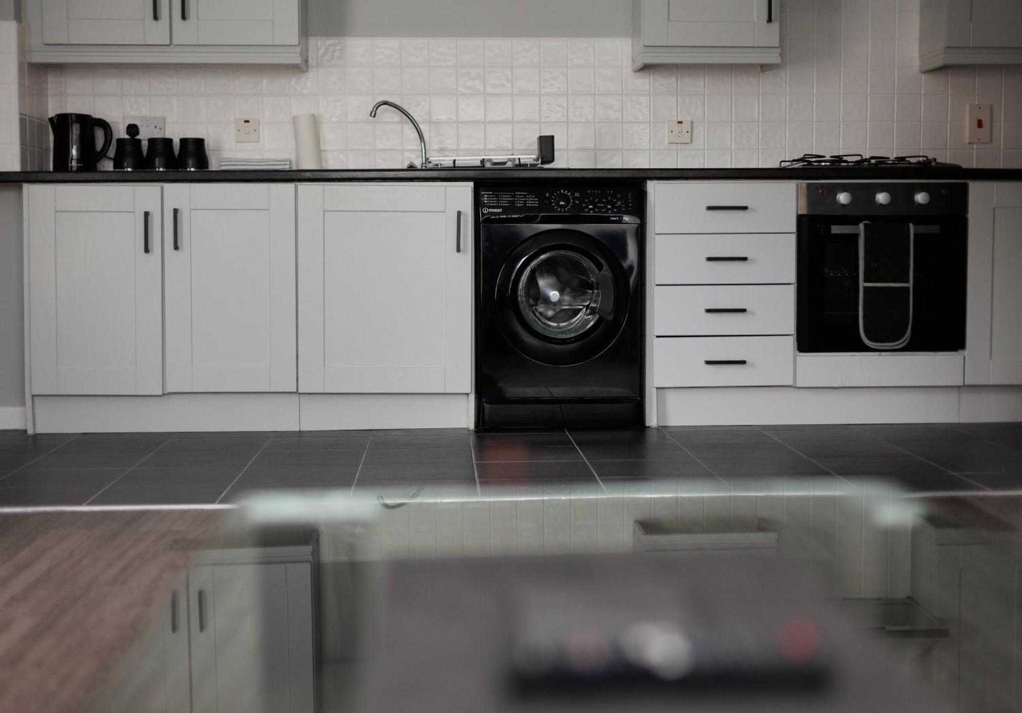2 Bedroom Ground Floor Apartment Belfast Eksteriør bilde